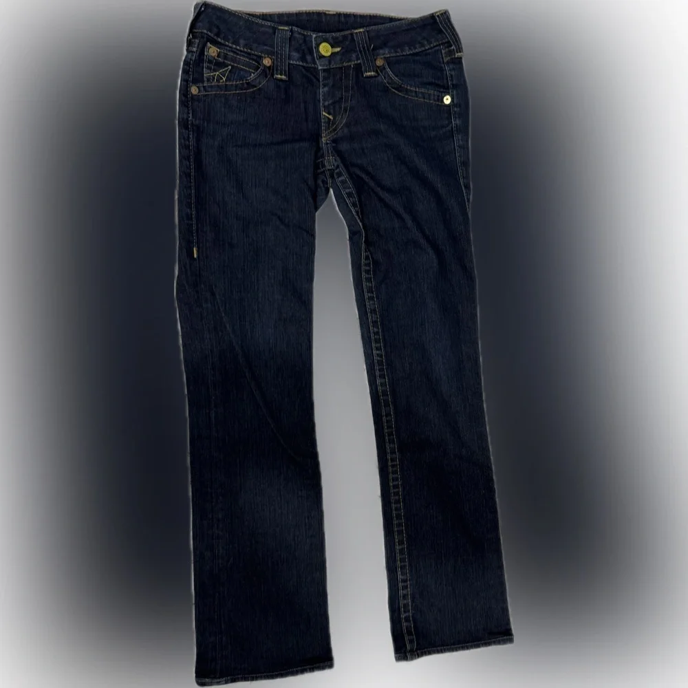 Vintage Y2K True Religion Women’s Jeans–Big-T Flap Pockets Low Rise Perfection! - Picture 2 of 9